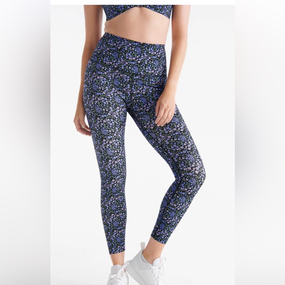 KNIX garden floral leggings and bra